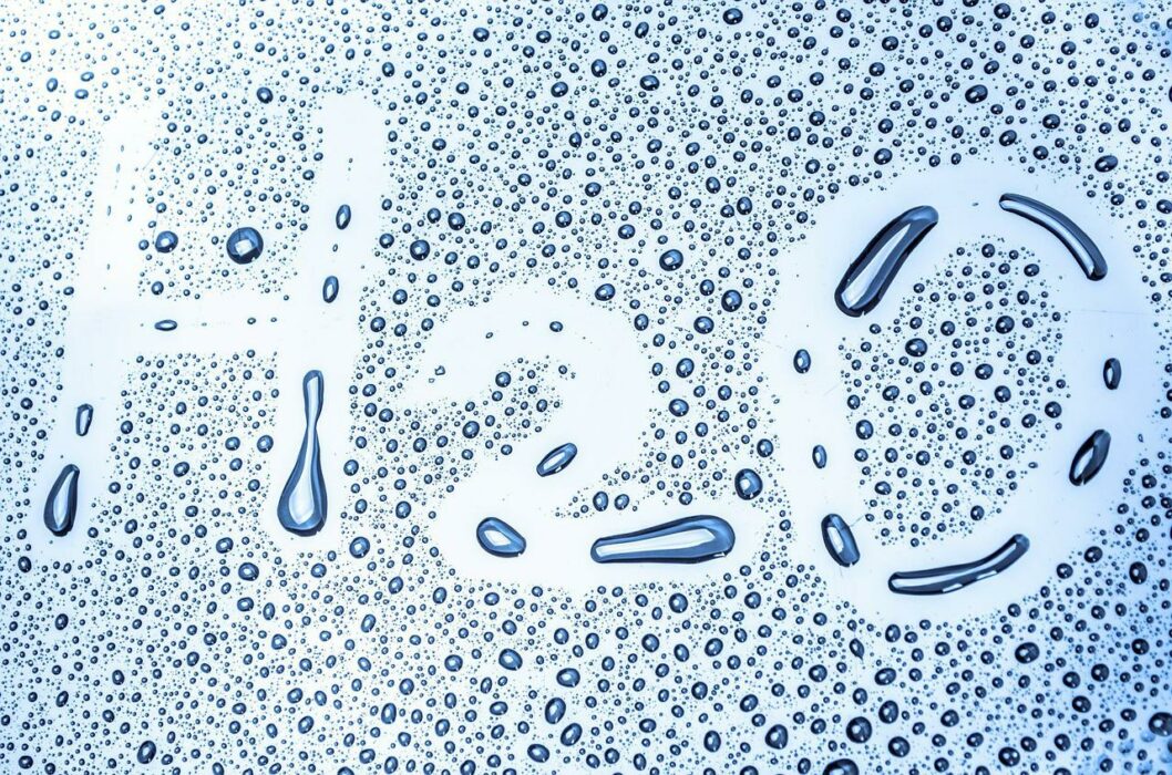 water-g2cdec4c9f_1280